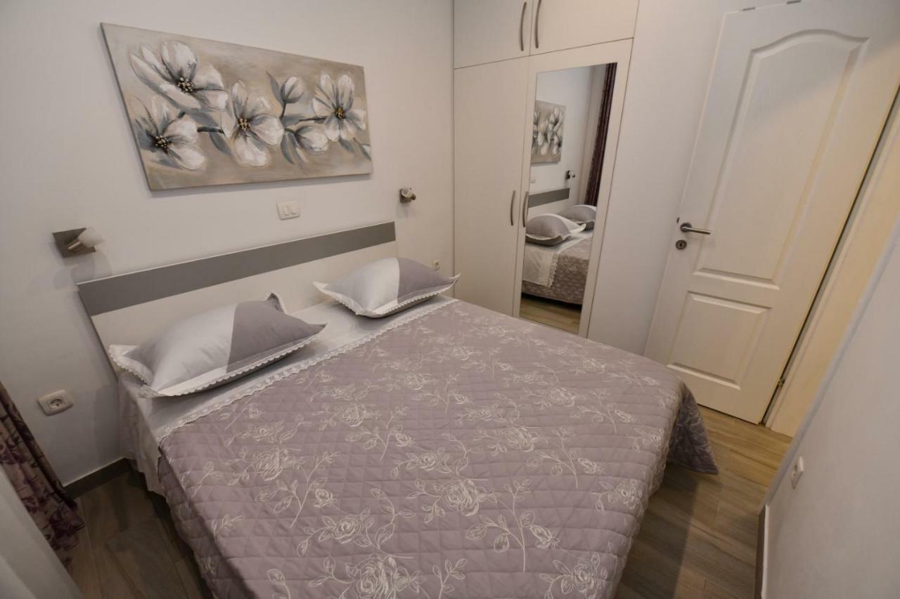Apartment Cecilija Sinj Exterior foto